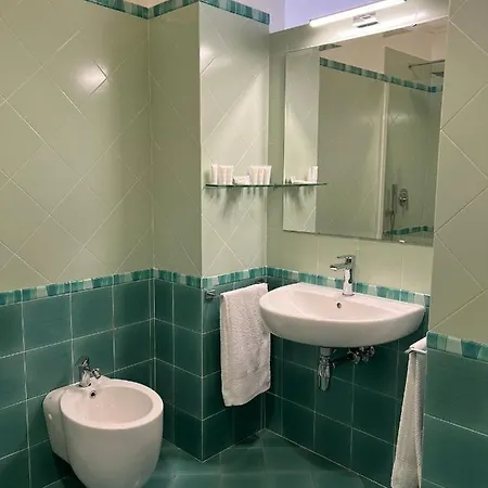 Orsola Maison לינה וארוחת בוקר 4*