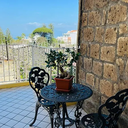 Orsola Maison לינה וארוחת בוקר סורנטו